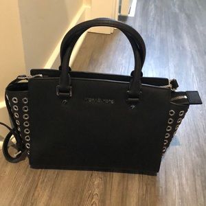 Micheal Kors Purse